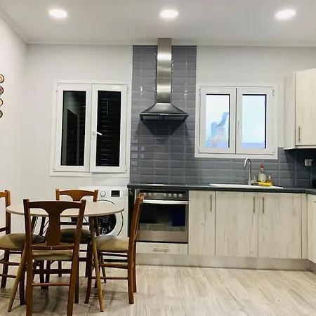 Lovely Country House! Apartment Desfina
